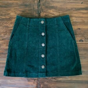 F21 Green Button Corduroy Skirt Light Acqdemia Cottagecore Goblincore Fairycore